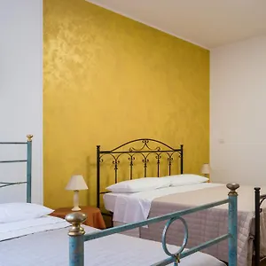 Il Tacco Dello Stivale 2*, Lecce Italia