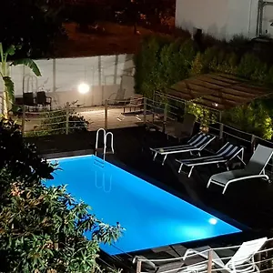 Il Giardino Di Flora Con Piscina , Lecce Italia