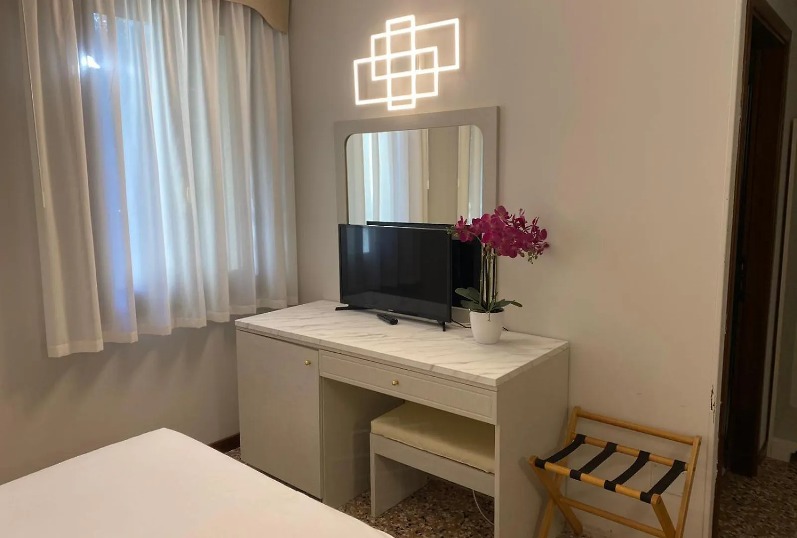 Park Hotel Villa Giustinian Mirano 3*,  Italy